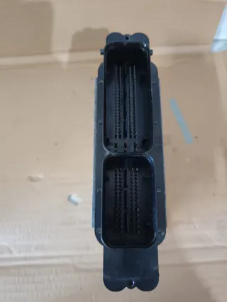 Centralina ECU VW Polo 1.4 TSi Motor CZE