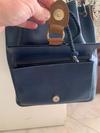 Borsa a secchiello in pelle blu navy per donna
