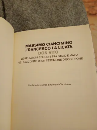 Don Vito le relazioni segrete tra Stato e mafia...