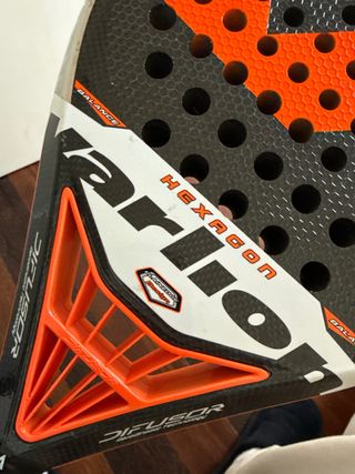 Pala de pádel Varlion Avant Hexagon.