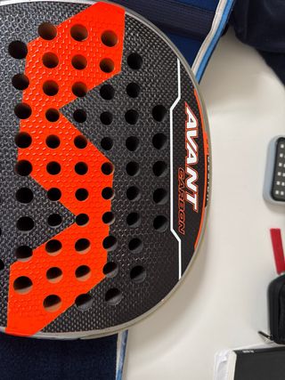 Pala de pádel Varlion Avant Hexagon.