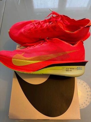 Nike ZoomX Vaporfly Next% 4