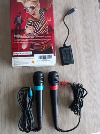 8 Juegos PS2 + 2 Micros SingStar