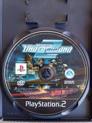 8 Juegos PS2 + 2 Micros SingStar