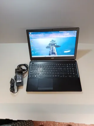 Acer Aspire E1-522 Portátil Negro