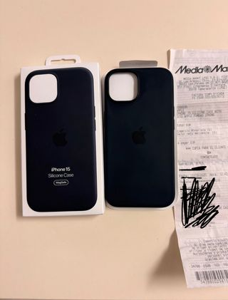 Funda iPhone 15 Negra MagSafe