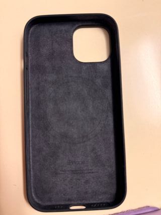 Funda iPhone 15 Negra MagSafe