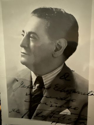 Foto firmada por Tito Schipa