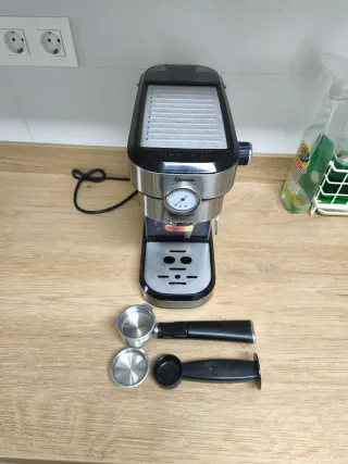 Cafetera Cecotec Cafelizzia 790 Pro