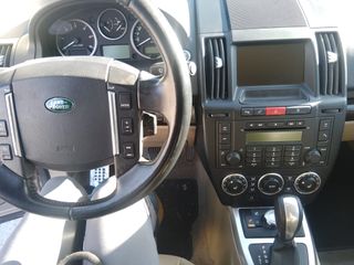 Land Rover Freelander 2011