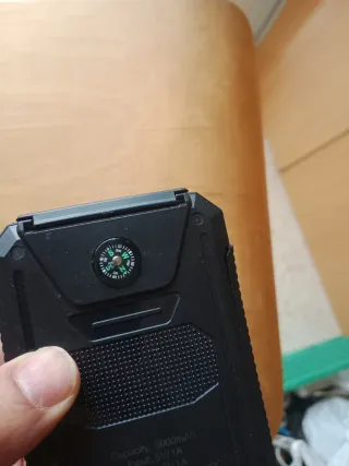 Batería externa solar, LED linterna, brújula