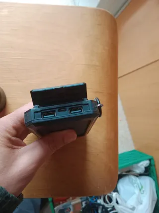 Batería externa solar, LED linterna, brújula