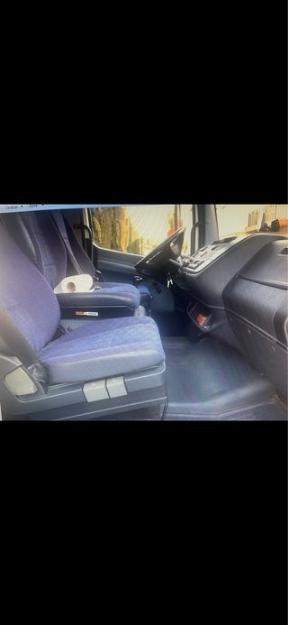 Camion Mercerdes 818