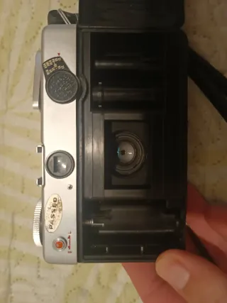 Cámara Fujica Compact S Plata/Negra