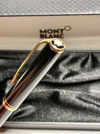 Bolígrafo Montblanc Generation Negro y Dorado