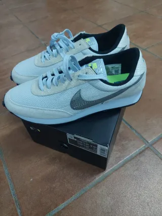 Zapatillas Nike Daybreak Beige/Azul Talla 44,5