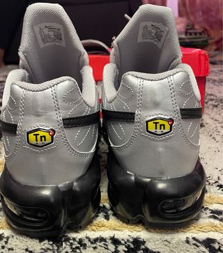 Nike Air Max Plus Tiempo Wolf Grey Black