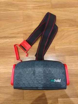 MIFOLD silla elevador infantil ultra compacta