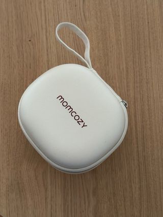 Momcosy S9 Pro portable breast pump