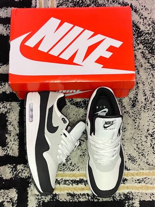 Nike Air Max 1 Essential Blanco/Negro