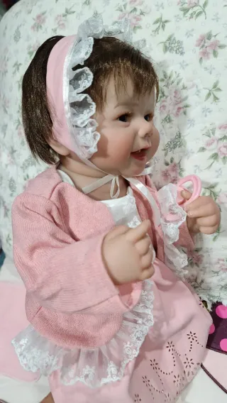 Preciosa bebé reborn cuerpo completo