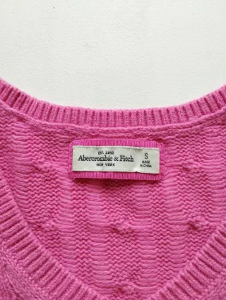Jersey Abercrombie & Fitch rosa trenzado