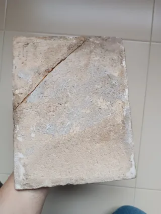 Azulejo antiguo Asegurada primer modelo