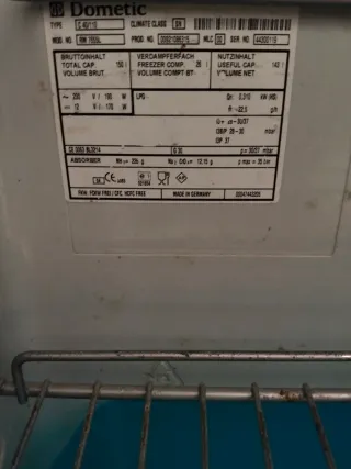 Frigorífico Dometic Trivalente RM 7555L