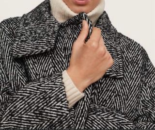 Abrigo corto espiga Mango talla S