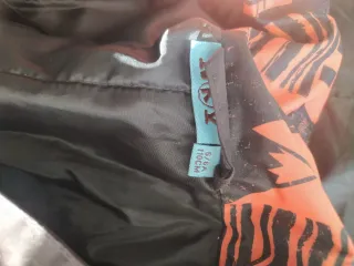 Traje de nieve infantil gris y naranja