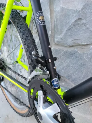 Bicicleta Marin Montaña Negra y Verde