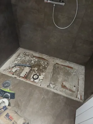 Fontanero para reparaciónes del hogar y obra