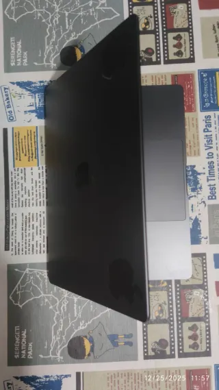 MacBook Pro Apple M3 Pro 12 Núcleos