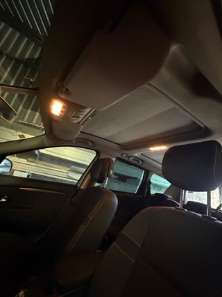 Renault Grand Scenic 2010