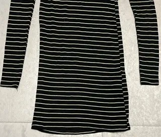 Vestido de rayas blanco y negro