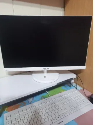 Ordenador sobremesa completo Asus