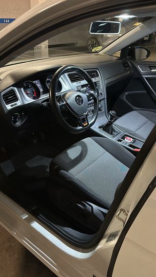 Volkswagen Golf 2014