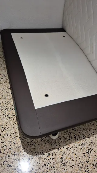 Base tapizada polipiel 3D