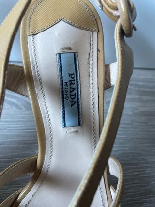 Sandalias Prada Beige Talla 38