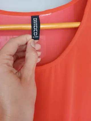 Vestido coral sin mangas