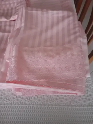 Lenzuola matrimoniali raso rosa con pizzo