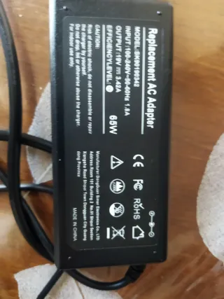 Cargador Portátil 65W