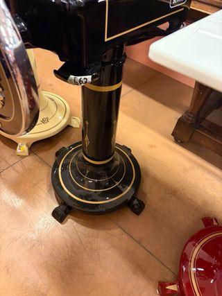 Piedistalli per affettatrice