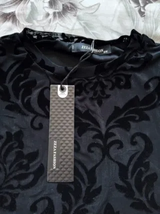 Vestido negro estampado manga larga