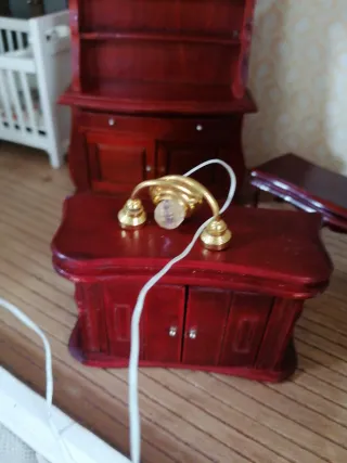 Lámpara de pared para casa de muñecas