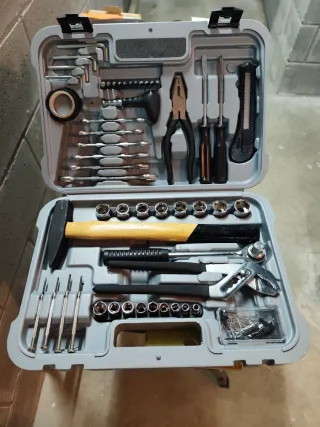 Maletín de herramientas variado