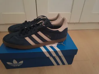 Adidas Gazelle Azul Marino Talla 46 2/3