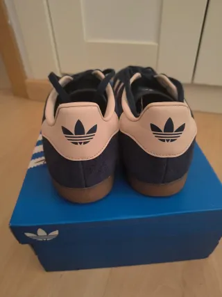 Adidas Gazelle Azul Marino Talla 46 2/3