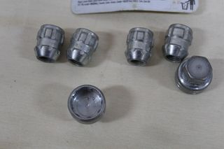 Juego tuercas antirrobo M 12X1,50 L=20