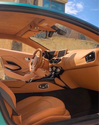 Aston Martin Vantage 2023